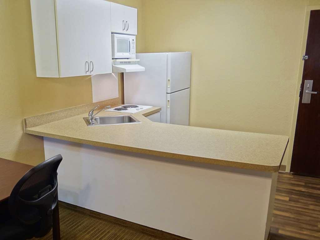 Sonesta Simply Suites Lafayette Airport Δωμάτιο φωτογραφία
