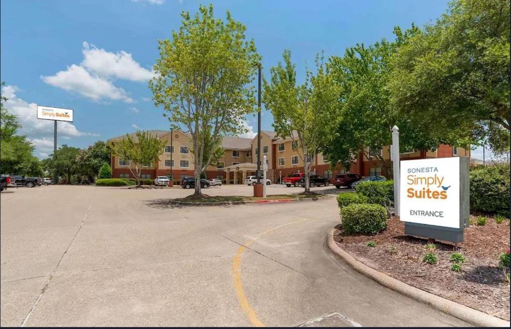 Sonesta Simply Suites Lafayette Airport Εξωτερικό φωτογραφία
